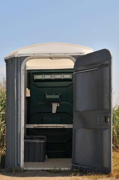 Best Affordable portable toilet rental  in Newton, KS